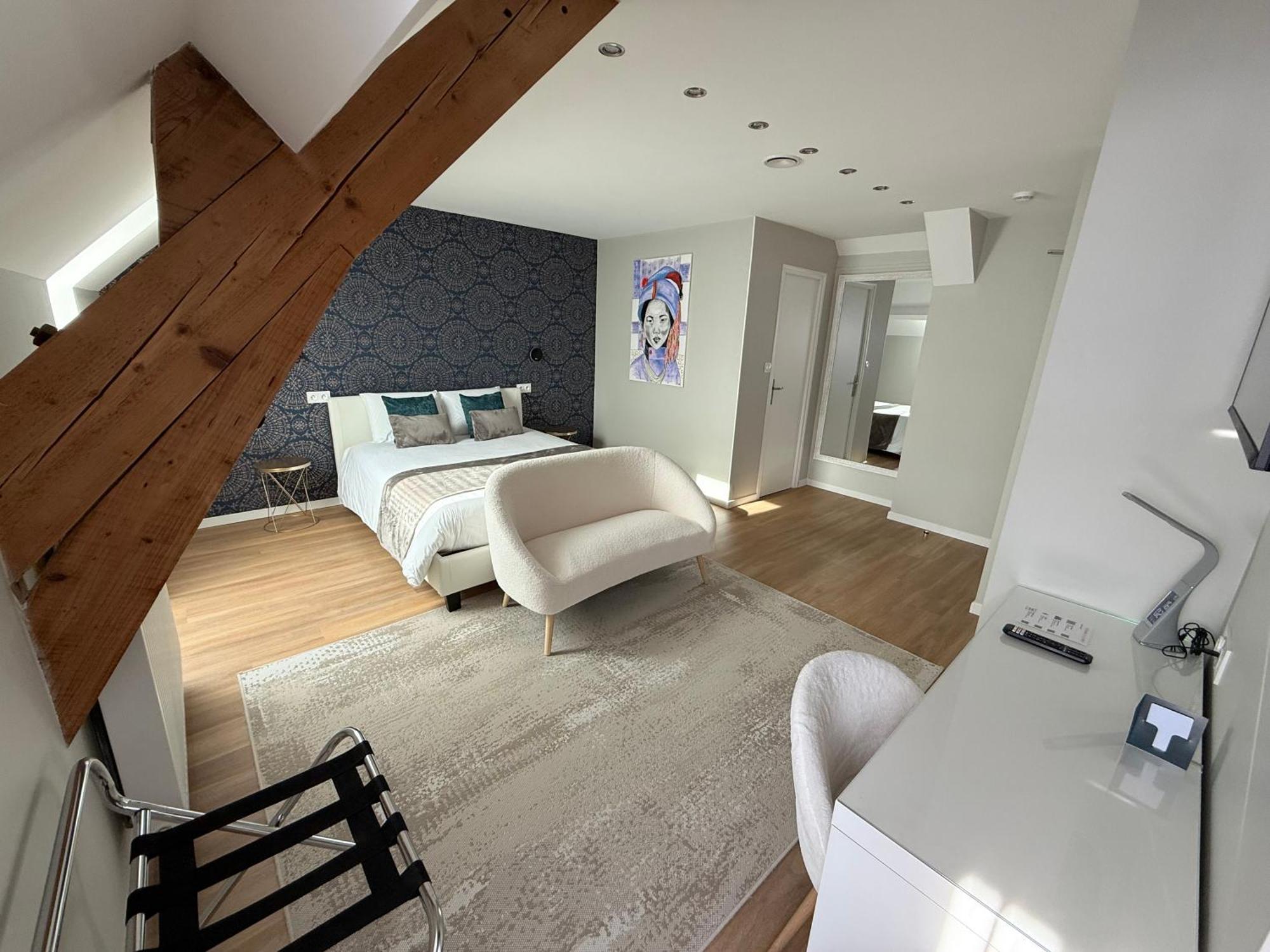 Oxxotel Valognes Buitenkant foto
